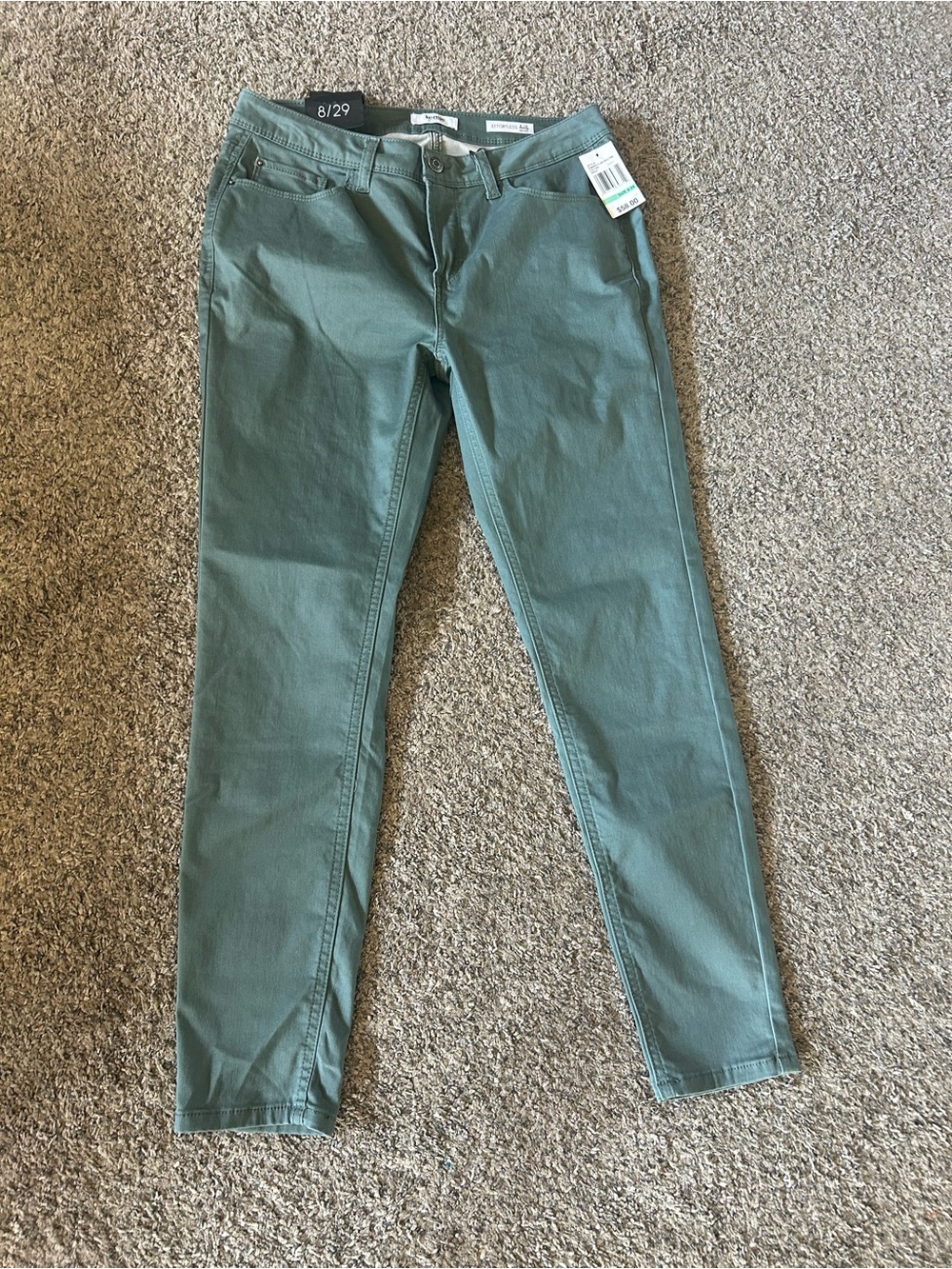 Kensie Skinny Jeans in Dusty Green